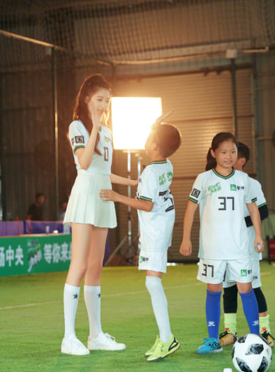 切尔西对决伊普斯维奇 明星球员表现引关注